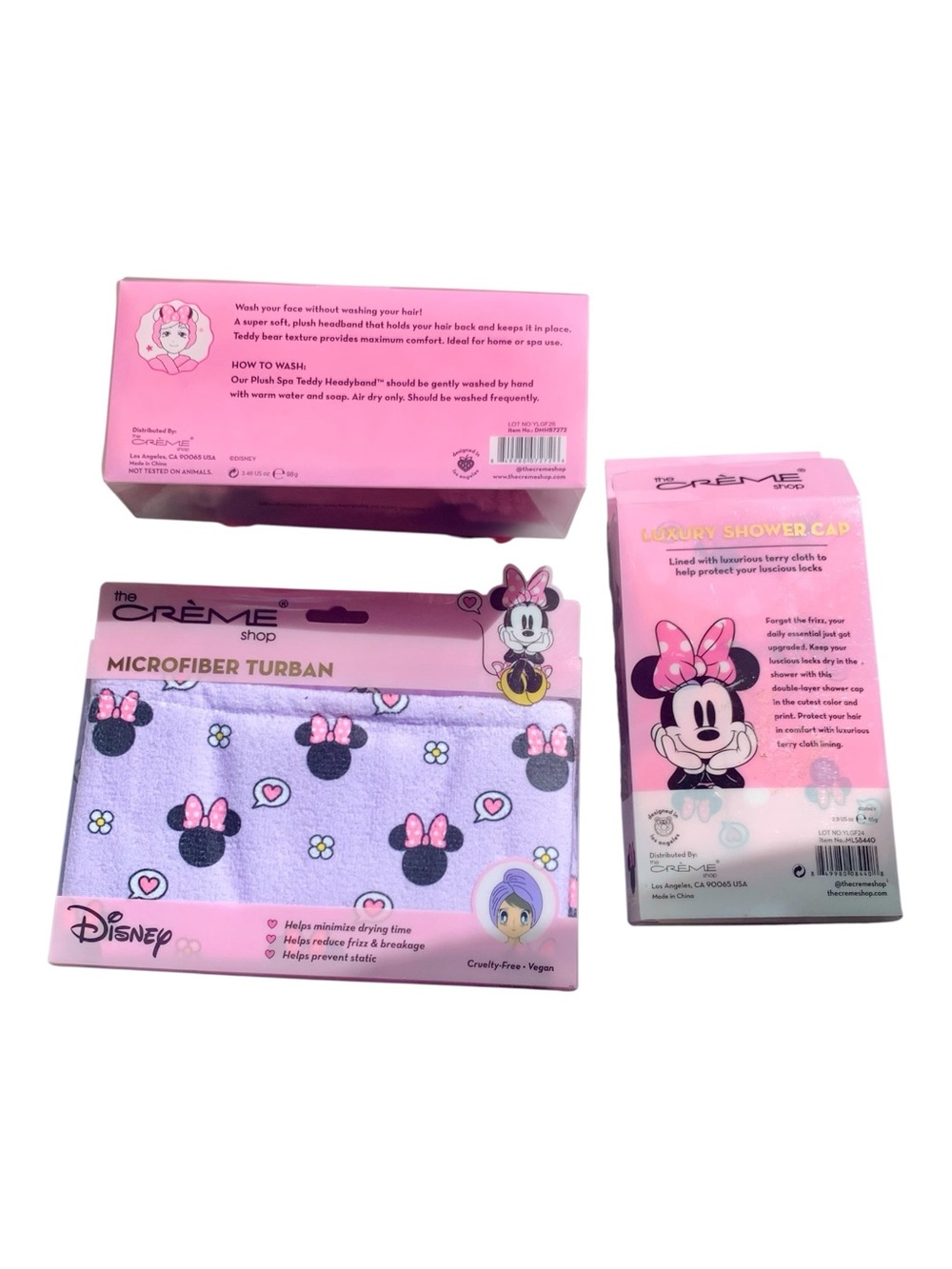 A set of Minnie Mouse accessories, for hair care and spa routines. - Picture 2 of 2